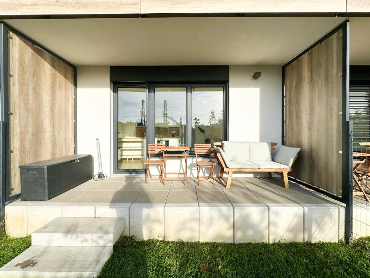 Vila Vinice Prague Exterior photo