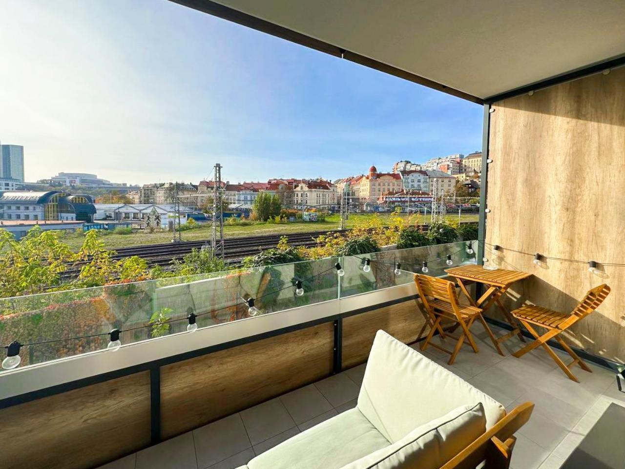 Vila Vinice Prague Exterior photo